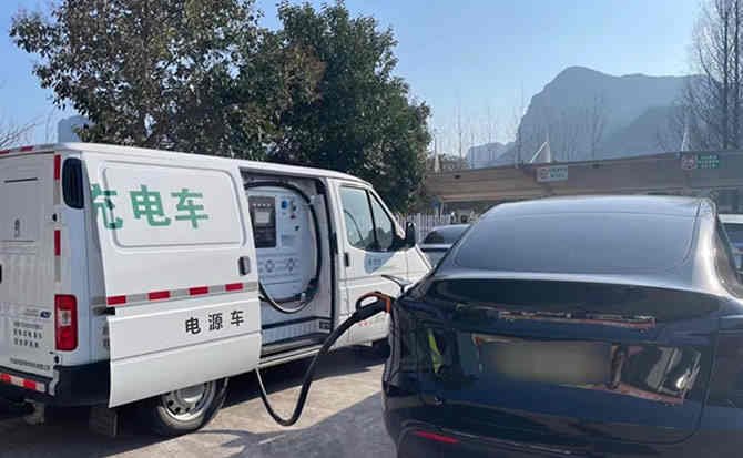 宽甸汽车搭电