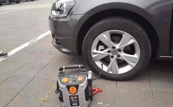 宽甸汽车搭电案例