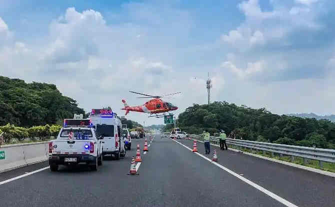 宽甸高速公路汽车救援案例