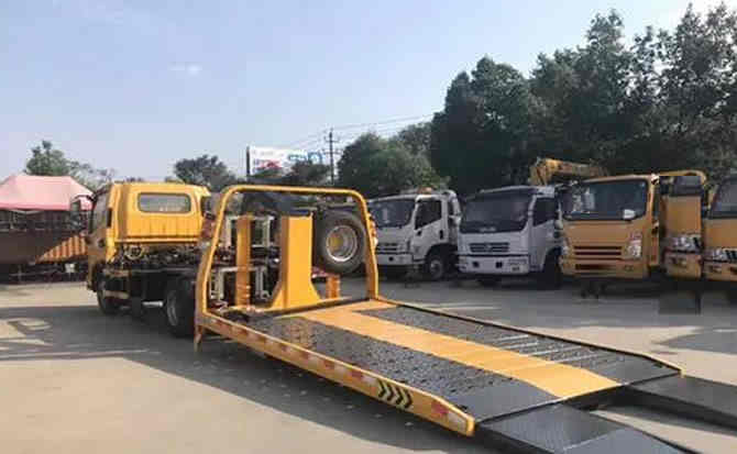 宽甸汽车中途维修案例